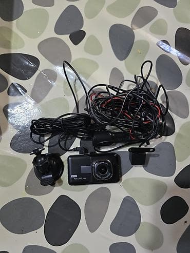 data kart limitsiz: Avtomobil DVR/Qara qutu kamera dəsti Xüsusiyyətlər: - Ekranlı ön — 1