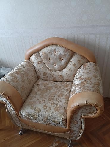 divan dəst: Di̇van-kravat, Divan, Açılan — 3