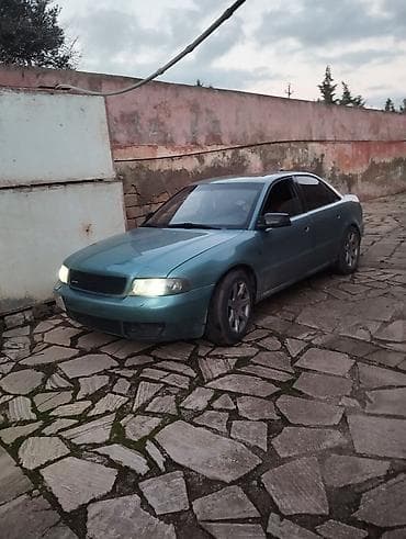 qaz otuz bir: Audi A4: 1.8 l | 1998 il Sedan — 10