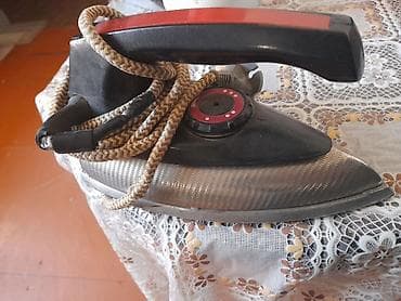 buxarli utuler: Elektrik ütü - Klassik model, metal altlıq və plastik korpus - Üst — 1
