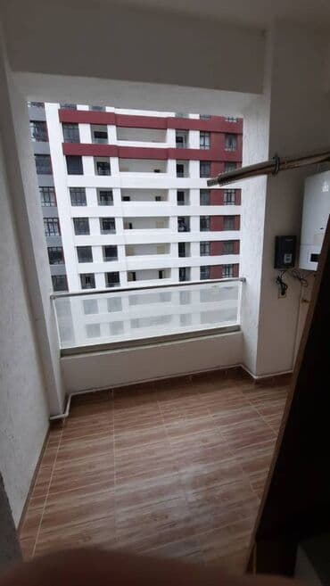 kirayə əcəmi: Əcəmi metrosunun yaxınlığında 17 mertebeli binanın 4-cu mərtəbəsində — 6