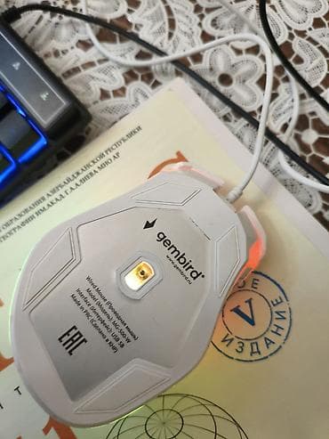 tp link az: SPARK RGB arxa işıqlı simli klaviatura rgb sicannan - Tam ölçülü — 8