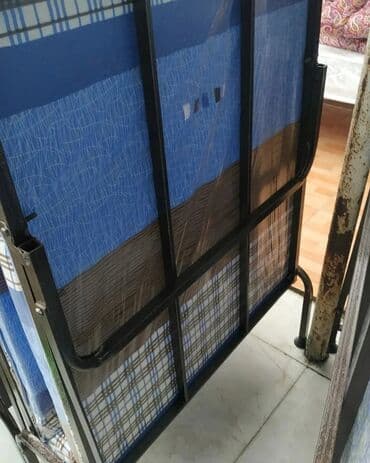 açılıb yığılan stollar: Raskladuşkalar — 2