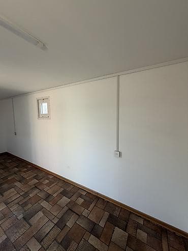 modul tipli ev: 20 fut konteyner ofis/modul otaq - Xarici ölçü: təxminən 6 m — 7