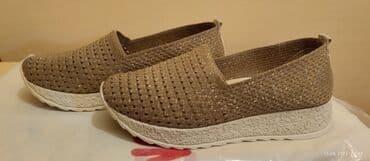 krosovka: Ölçü: 37, rəng - Bej, İşlənmiş — 1