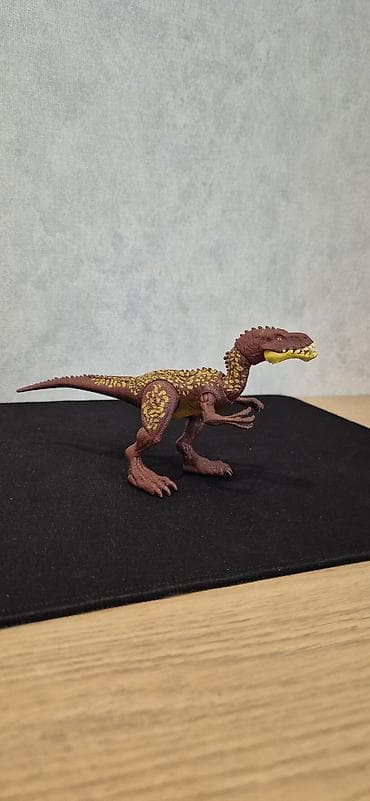 Vazalar: Fiqur, Plastik, rəng - Qəhvəyi — 1