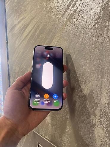 apple w: IPhone 15 Pro, 256 GB, Natural Titanium, Face ID — 4