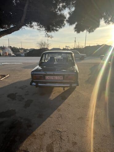 vaz 21 09: VAZ 2106 sedan - Korpus: 4 qapılı sedan, boz rəng - Mühərrik — 4