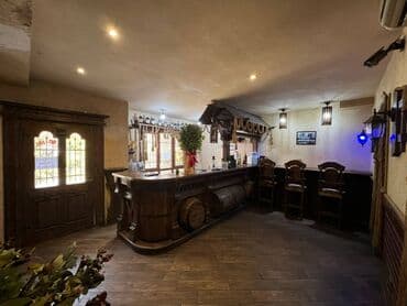 Obyekt 120 kvadratdır düzgün işlək yerdi. Hər bir əsyası və avadanlığı