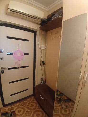 открытая вешалка для одежды: Распашной, 2 двери Прямой шкаф, Шкаф в прихожей — 5