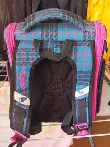 сумка саквояж: Школьная сумка 
Высота 35 см ширина 30
Фирма Delune
zənğ edin — 3