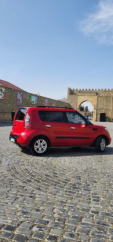 duman faralar: Kia Soul: 2 l | 2009 il Hetçbek — 8