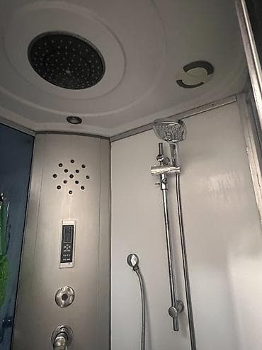 dus kabina satiram: İşlənmiş Üstü qapalı kabina, Künc üçün — 3