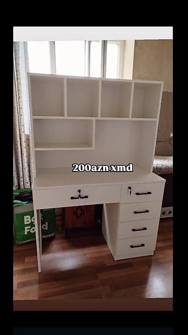 Düz masa, Stulsuz, Polkalı, Siyirməli, Sadə laminat