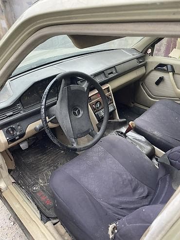 mercedes 220 dizel: Salam zapcast kimi satılır mator yoxdur karopka saz vezyetdedir mostda — 3
