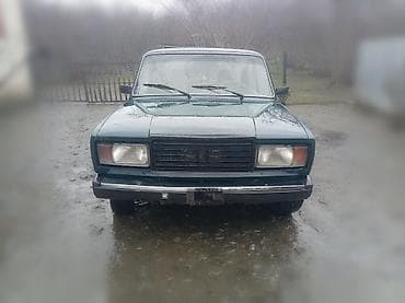 vaz 2107 mator: VAZ 2107 sedan - Kuzov: 4 qapılı, tünd yaşıl rəng. Mator 03 Beznomer — 3