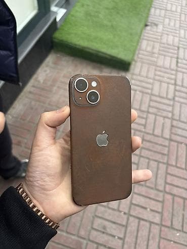 a 73: IPhone 14, Face ID — 2