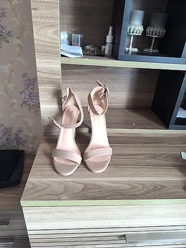 Basanoşka və səndəllər: Qadın yüksək daban sandalet - Rəng: nude/bej - Model: açıq burun — 3