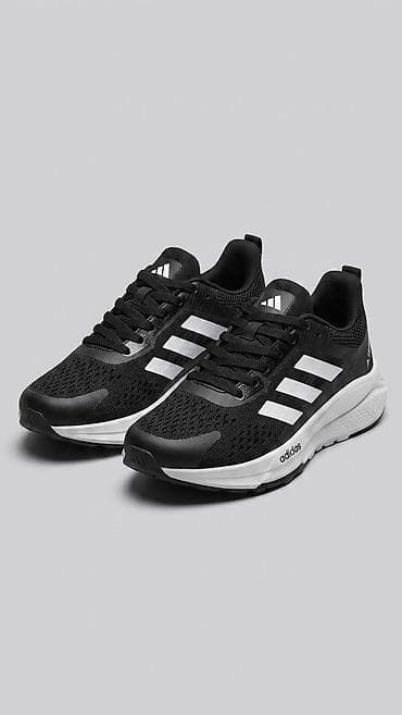 xarı bülbül: Adidas qaçış ayaqqabısı – qara rəng, ağ 3 zolaq dizaynı — 1