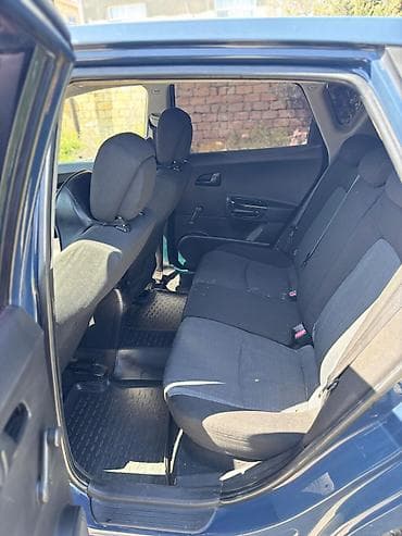 Kia: Kia Ceed: 1.6 л | 2011 г. Хэтчбэк — 8