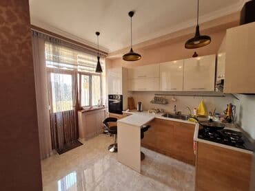 sarayda yeni tikili binalar: Razində Aygün mall-ın yanında, Bakıxanov rezidens-də 13 mərtəbəli — 9