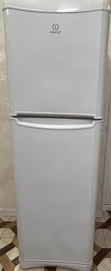 ev antena: İşlənmiş 2 qapılı Indesit Soyuducu Satılır, rəng - Ağ — 3