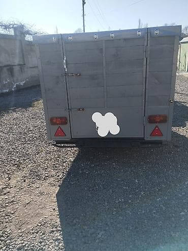 Məhsul: Avtomobil üçün qoşqu (taxta karkaslı, üstü tentlə örtülü