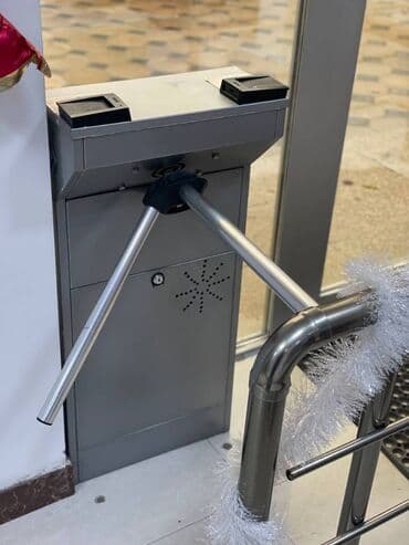 Üçşaxəli turniket sistemi Turniket Sistemi – Kartla Keçid İstəyə