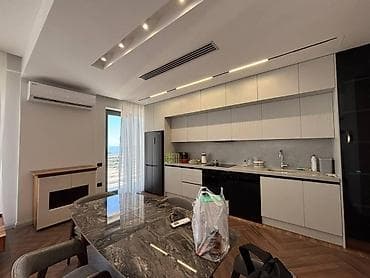 emircanda ev satisi: İcarəyə verilir 4 otaqlı yeni tikili 170 m², Ağ şəhər q. Kateqoriya — 8