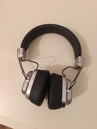 mikro qulaqlıq: Nauşnik satılır, bultuzludu. Qiyməti endi 20 ₼. Ciddi alıcılar əlaqə — 1