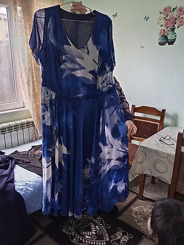 Məhsul: Qadın maxi don - Rəng: Dərin göy üzərində ağ və açıq göy — 1