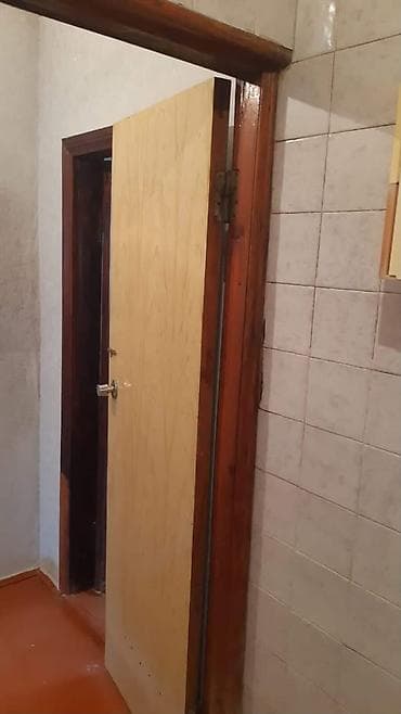 bakida tecili satilan ucuz evler: Bakı, 7-ci mikrorayon, 2 otaqlı, Köhnə tikili, 65 kv. m — 2