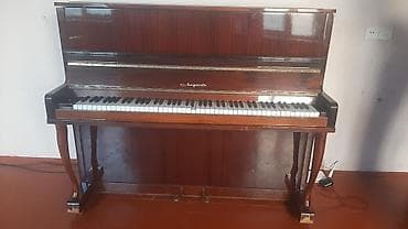 kohnə mebel alan: Piano, Akustik — 1
