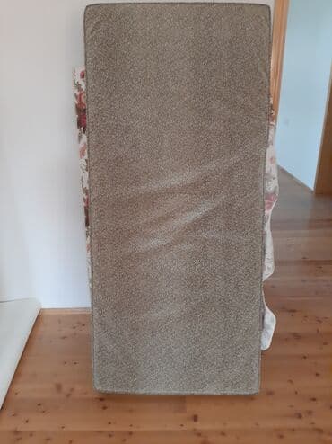 2 nəfərlik taxt doşəyi: Üstü parçadır.İçi qubkadir. 2 ededine 60 azn verib goture bilersiz — 1