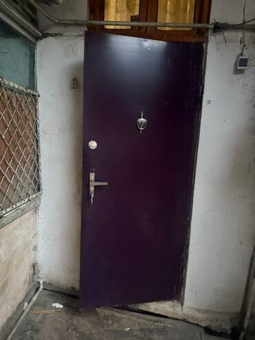 Furnitura və aksessuarlar: Mənzil üçün İşlənmiş Giriş qapısı Zamok ilə, Zəmanətsiz, Ödənişli quraşdırma, Ünvandan götürmə — 1