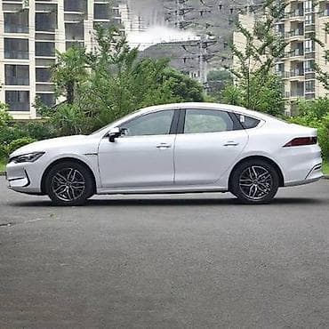 Транспорт: İcarəyə avtomobillər. Toyota Aqua Günlük 35 manat, 200 manat Depozit — 1