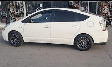 prius ölüxanası: Toyota Prius: 1.5 l | 2008 il Hetçbek — 3