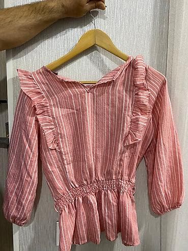 Другая женская одежда: Zolaqlı qadın bluzu - Rəng: toz pembe üzərində ağ şaquli zolaqlar - — 2