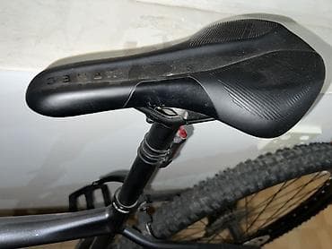 Велоаксессуары: Cube dağ velosipedi Texniki xüsusiyyətlər: - Alüminium hardtail — 5