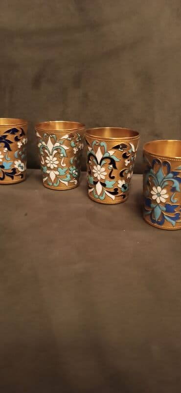 jasmin gülü: Vaza dəsti, Farfor — 28