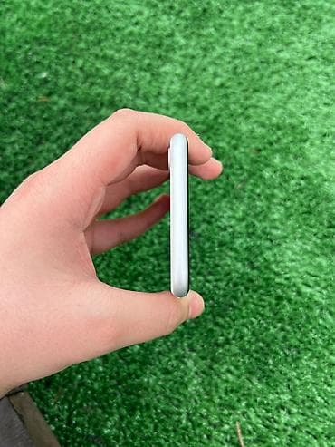 iphone 12 pri: IPhone SE 2020, 64 GB, Ağ — 3