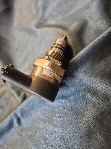 Kia Ceed.1.6 Turbo dizelBOSCH yüksək təzyiqli yanacaq nasosu üçün lalafo.az -da Kia Ceed.1.6 Turbo dizelBOSCH yüksək təzyiqli yanacaq nasosu üçün