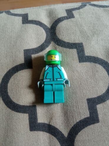 lego satışı: Lego minifuguralar çox ucuza satilir əsgərlər silahları ilə verilir — 4