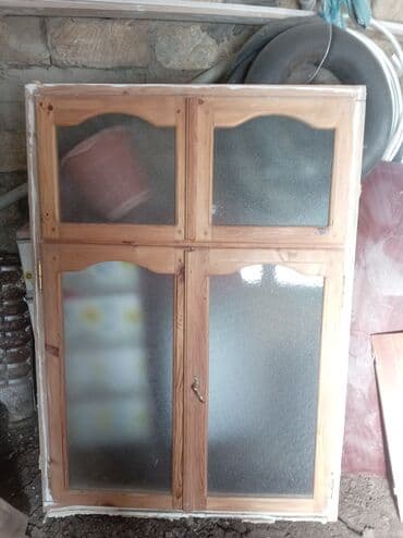 Taxda pəncərə 2 dənədir Təcili satılır