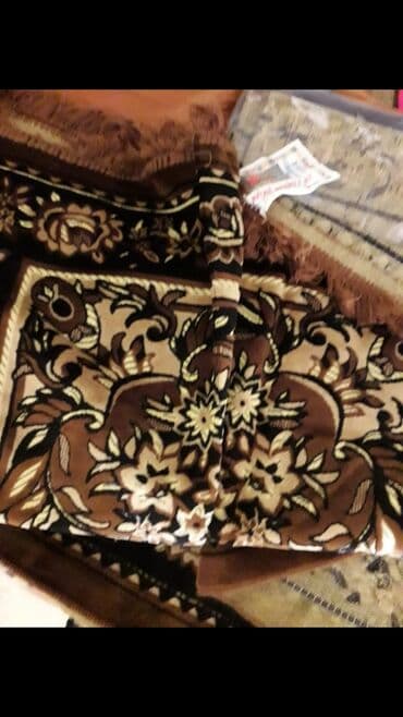 Şəkillər, tablolar: Yeni Yataq örtüyü, Ünvandan götürmə — 3