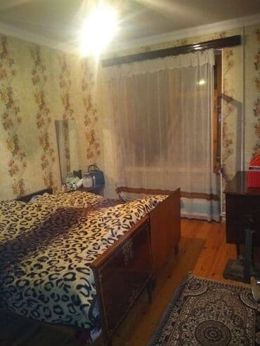 sumqayıtda 1 otaqlı evlərin qiyməti: Bakı, 3 otaqlı, Köhnə tikili, 80 kv. m — 14