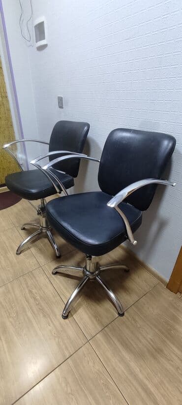 Məhsul: 2 ədəd salon/stilist kreslosu - Rəng: qara oturacaq və