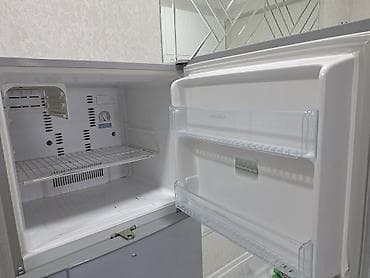 metbex soyuducu: İşlənmiş 2 qapılı Toshiba Soyuducu Satılır, rəng - Gümüşü, Təkərli — 2
