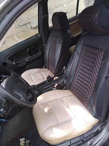 bmw satıram: BMW 3 Seriya (E36) sedan, qara rəng. - Kuzov: 4 qapılı sedan, qara — 8