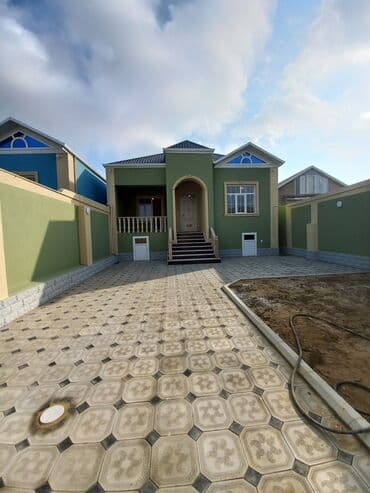 heyet evlerinde bulaq: Məmmədli 4 otaqlı, 130 kv. m, Kredit yoxdur, Yeni təmirli — 1